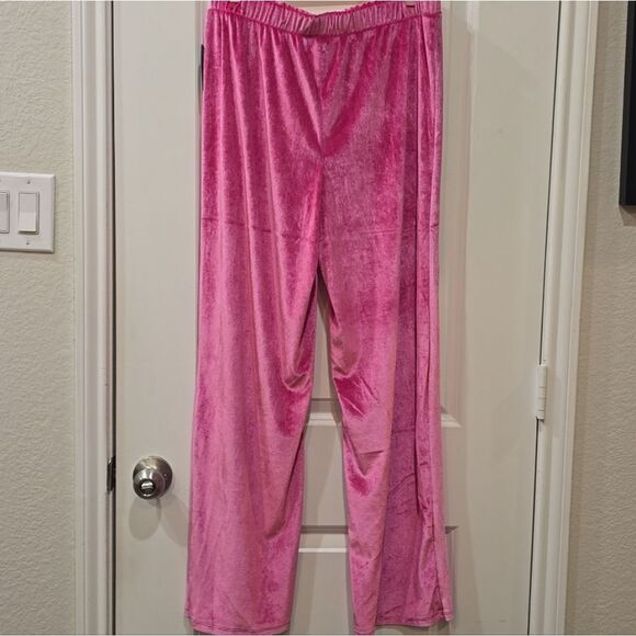 Steve Madden SM Rhinestone Logo Velour Lounge Pants - Picture 5 of 5